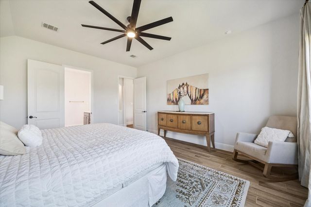 1907 Creekwood Cove, Missouri City, TX 77459