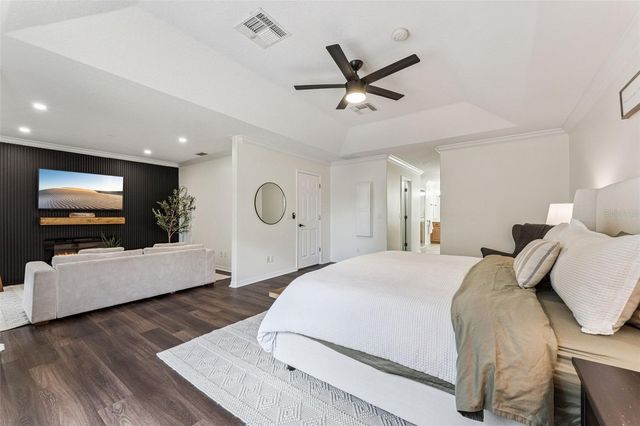 10033 WITTENBERG WAY, Orlando, FL 32832