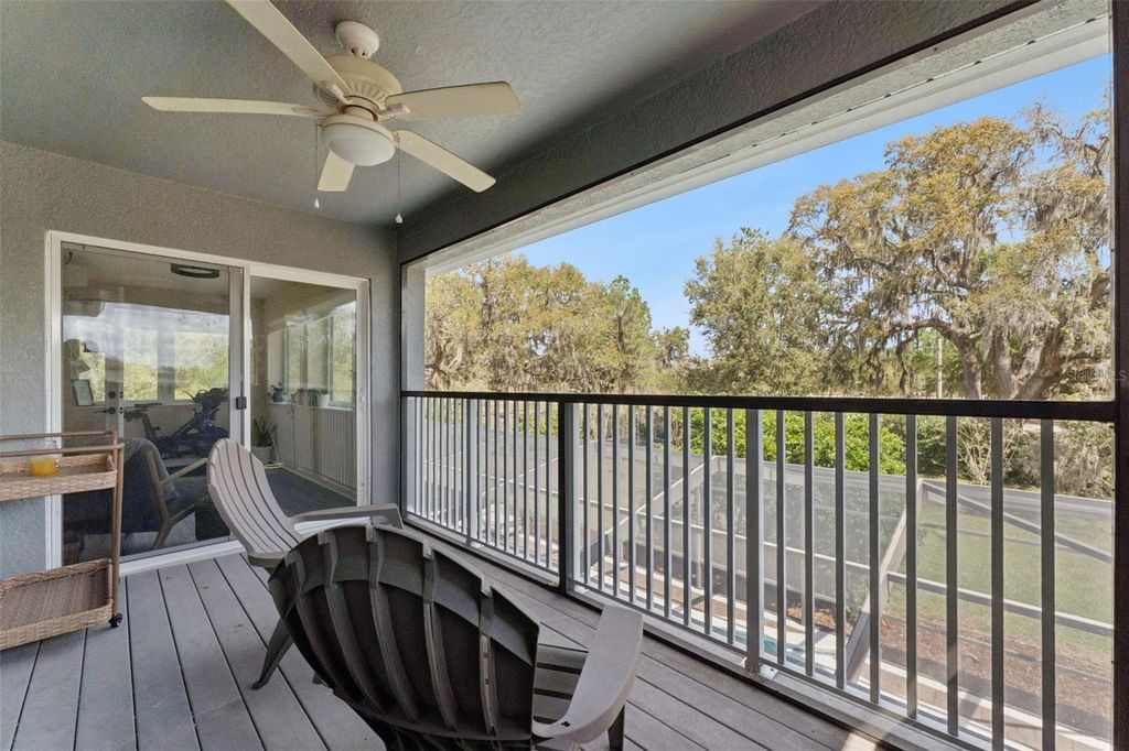 Image 38 of property listing at 10033 WITTENBERG WAY, Orlando, FL 32832