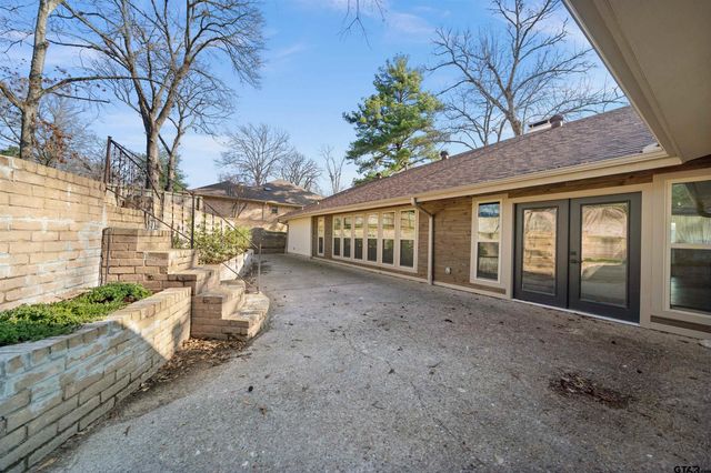 3829 Cloverdale, Tyler, TX 75701
