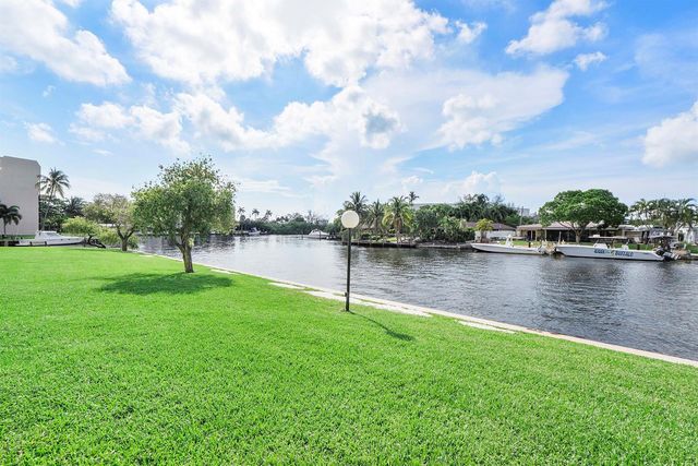 13 Royal Palm Way 5030, Boca Raton, FL 33432