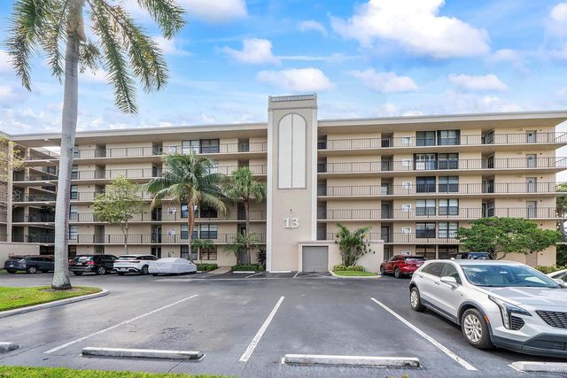 13 Royal Palm Way 5030, Boca Raton, FL 33432
