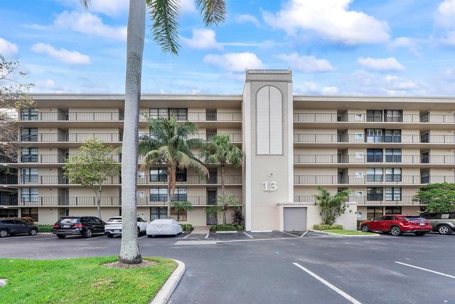 13 Royal Palm Way 5030, Boca Raton, FL 33432