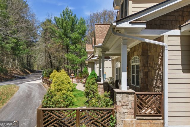 275 E Sugarbush Drive, Sky Valley, GA 30537
