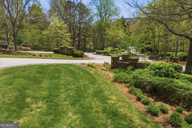275 E Sugarbush Drive, Sky Valley, GA 30537