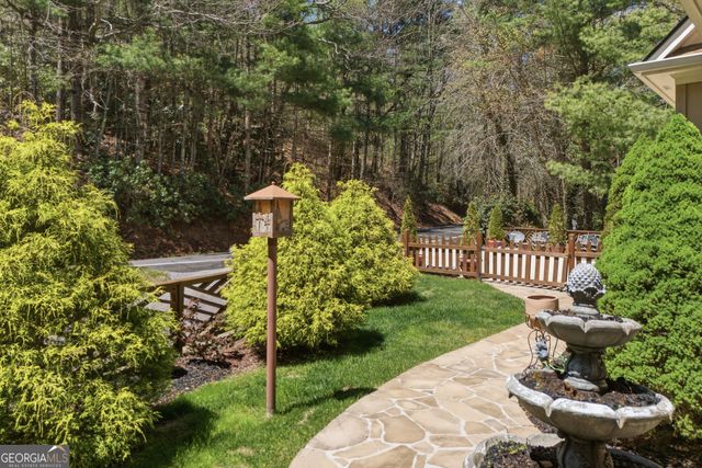 275 E Sugarbush Drive, Sky Valley, GA 30537