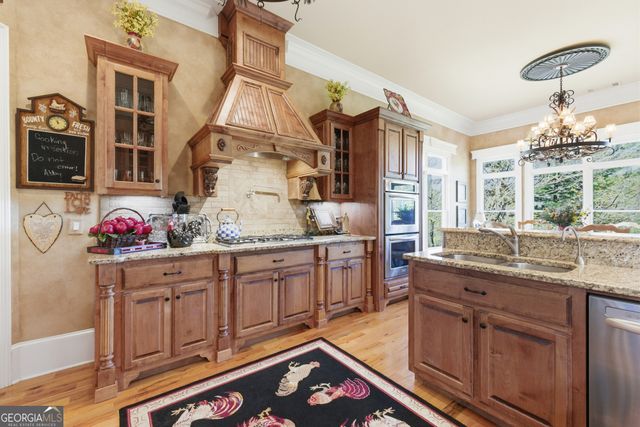 275 E Sugarbush Drive, Sky Valley, GA 30537