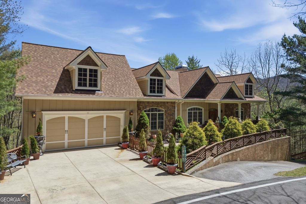 275 E Sugarbush Drive, Sky Valley, GA 30537