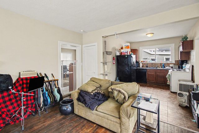 212 N Summit Street, Ypsilanti City, MI 48197