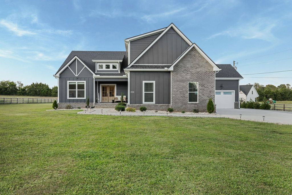 2430 J D Todd Rd, Murfreesboro, TN 37129