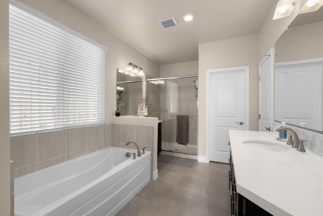 517 Desert Bloom Ct, Rocklin, CA 95765