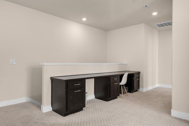 517 Desert Bloom Ct, Rocklin, CA 95765