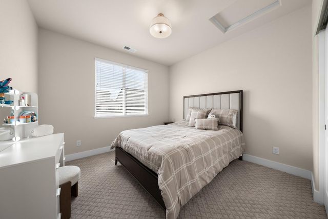 517 Desert Bloom Ct, Rocklin, CA 95765