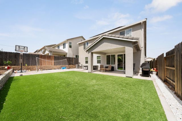 517 Desert Bloom Ct, Rocklin, CA 95765
