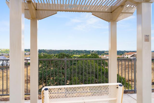 517 Desert Bloom Ct, Rocklin, CA 95765