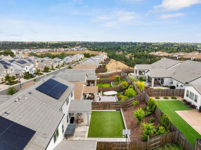 517 Desert Bloom Ct, Rocklin, CA 95765
