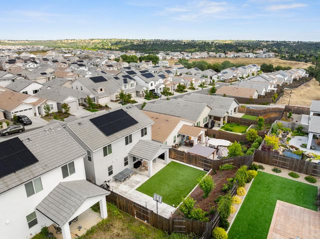 517 Desert Bloom Ct, Rocklin, CA 95765