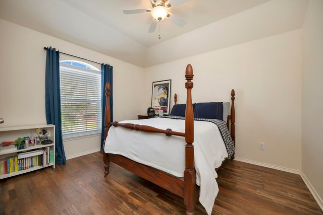 15724 Landing Creek Lane, Fort Worth, TX 76262