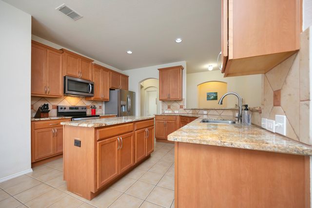 15724 Landing Creek Lane, Fort Worth, TX 76262