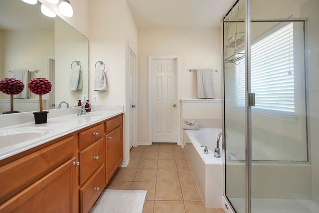 15724 Landing Creek Lane, Fort Worth, TX 76262