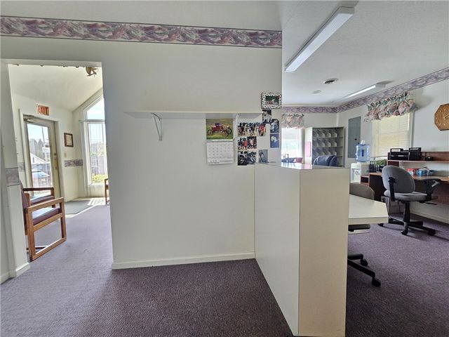 1637 N Main Street Ext, Center Twp, PA 16001