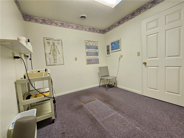 1637 N Main Street Ext, Center Twp, PA 16001