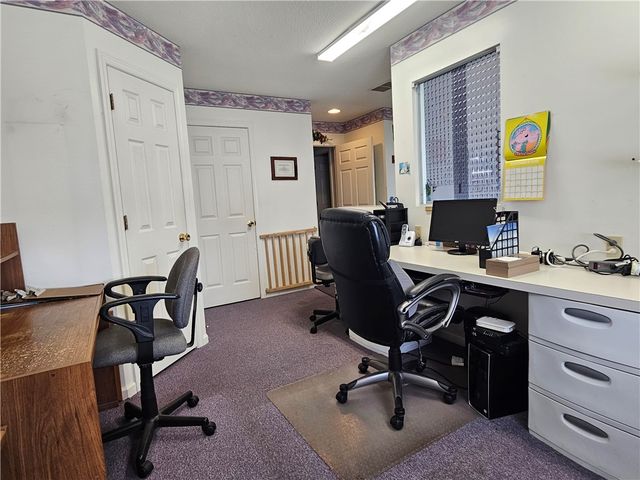 1637 N Main Street Ext, Center Twp, PA 16001