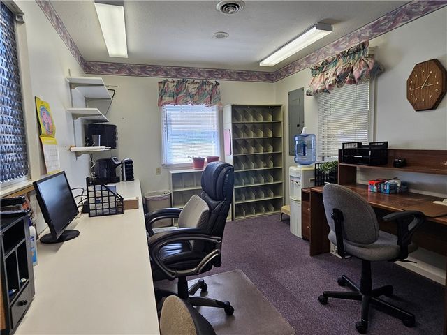 1637 N Main Street Ext, Center Twp, PA 16001