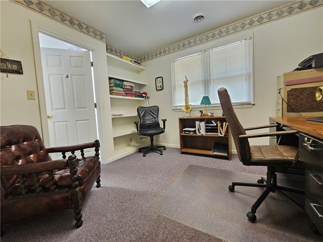 1637 N Main Street Ext, Center Twp, PA 16001