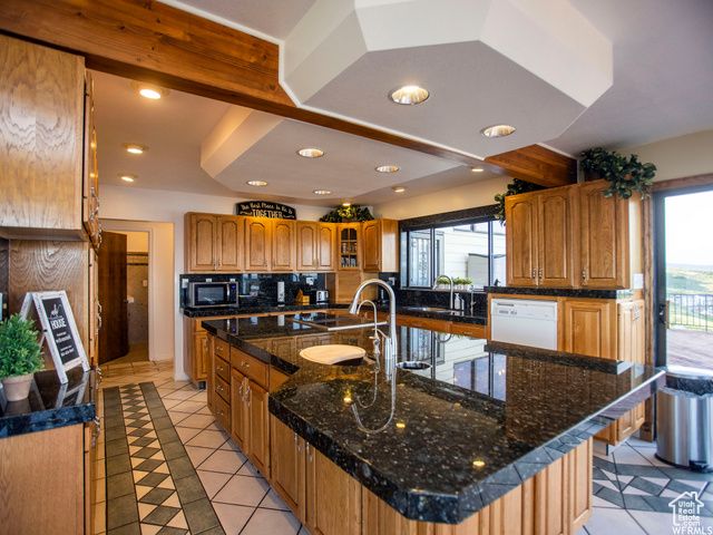588 W RASPBERRY PATCH RD, Garden City, UT 84028
