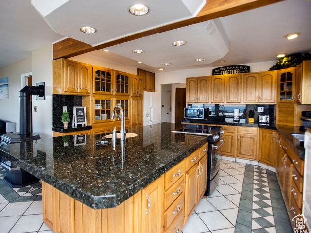 588 W RASPBERRY PATCH RD, Garden City, UT 84028