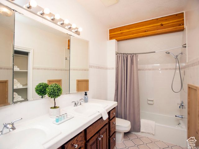 588 W RASPBERRY PATCH RD, Garden City, UT 84028