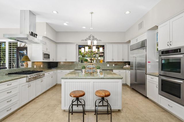 42515 Castle Harbor Court, Bermuda Dunes, CA 92203