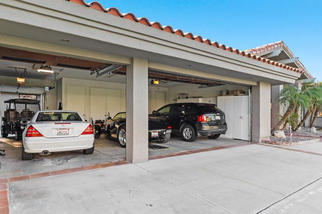 42515 Castle Harbor Court, Bermuda Dunes, CA 92203