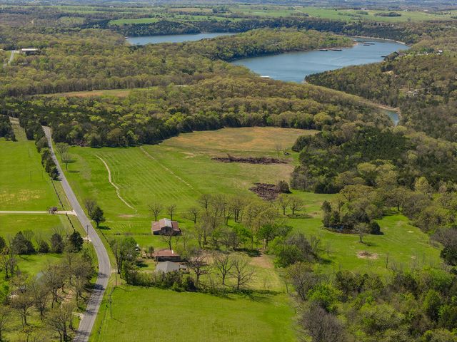 28076 Kings River Road, Shell Knob, MO 65747
