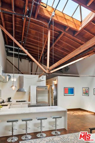 1046 PRINCETON Drive 201, Marina Del Rey, CA 90292