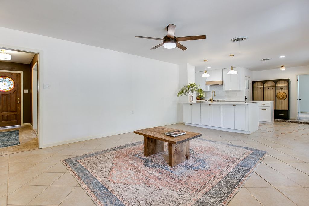 Image 18 of property listing at 2114 Sul Ross Street, San Angelo, TX 76904