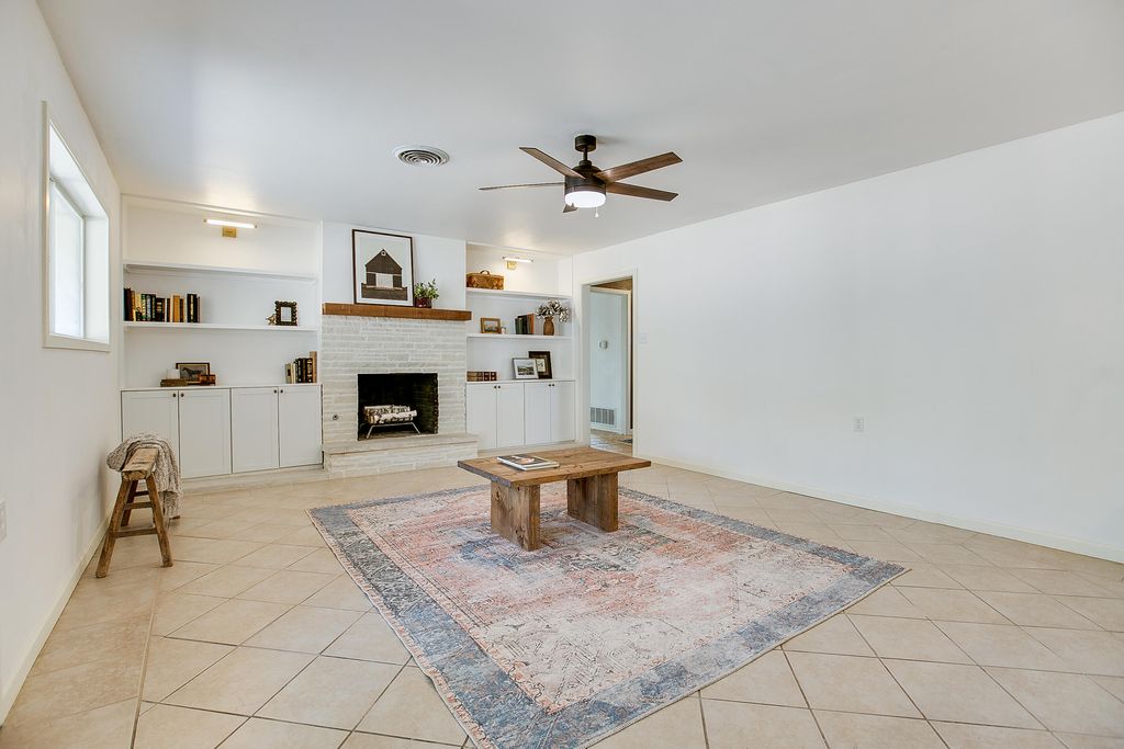 Image 20 of property listing at 2114 Sul Ross Street, San Angelo, TX 76904