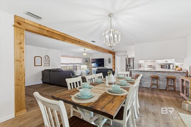 6 Oak Avenue, Satsuma, AL 36572