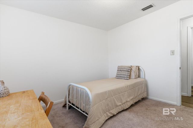 6 Oak Avenue, Satsuma, AL 36572