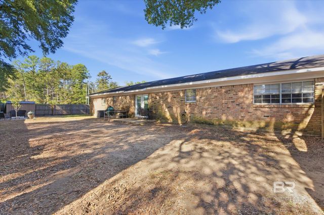 6 Oak Avenue, Satsuma, AL 36572