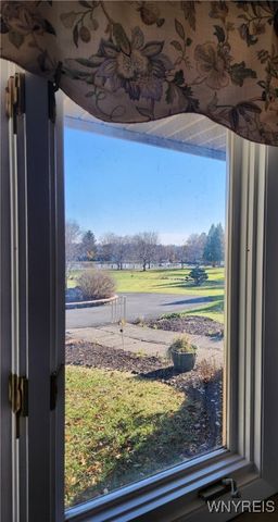 1 White Springs Circle, Geneva Town, NY 14456