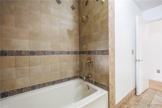 1 White Springs Circle, Geneva Town, NY 14456