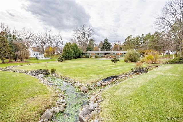 1 White Springs Circle, Geneva Town, NY 14456