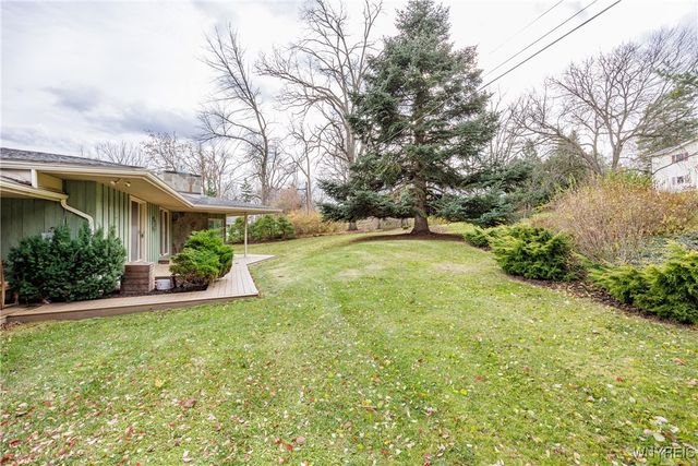 1 White Springs Circle, Geneva Town, NY 14456