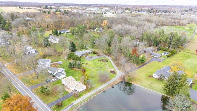 1 White Springs Circle, Geneva Town, NY 14456