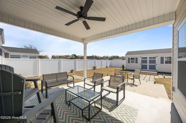 2996 Landon Drive, Greenville, NC 27858