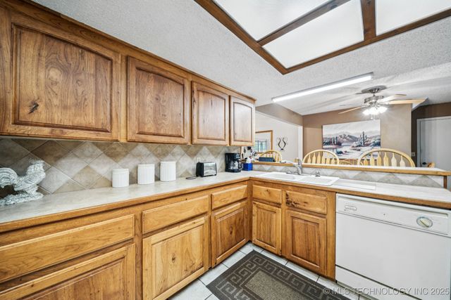 1504 College Park Road, Claremore, OK 74017