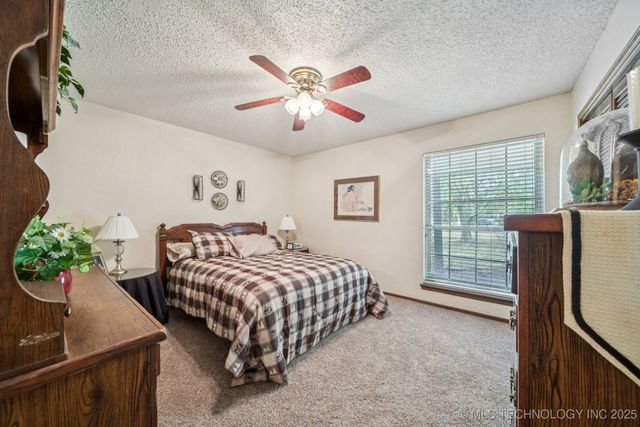 1504 College Park Road, Claremore, OK 74017