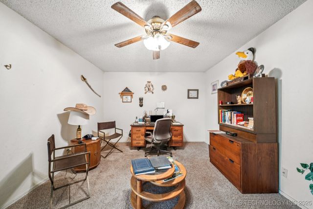 1504 College Park Road, Claremore, OK 74017